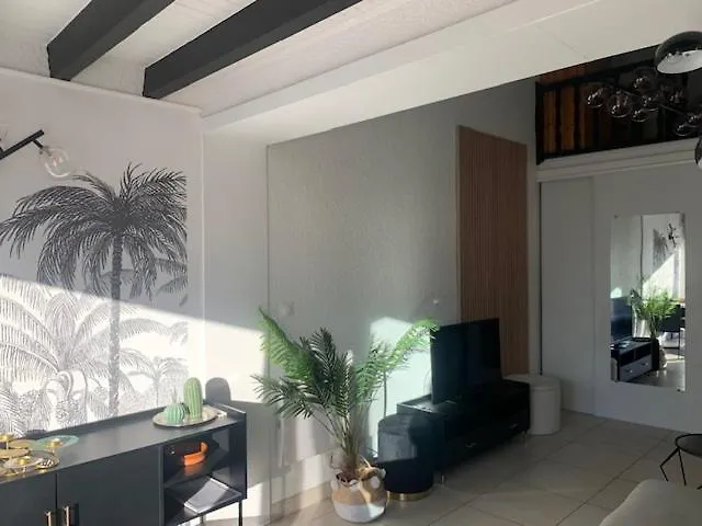 378 4 Pers Heliovillage *